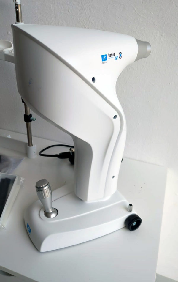 Cámara de fondo de ojo Essilor Retina 550